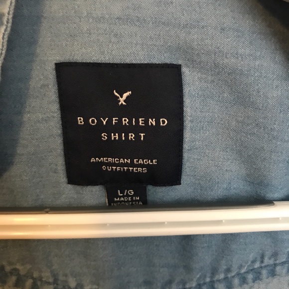 American Eagle Denim Button Up - Picture 2 of 4